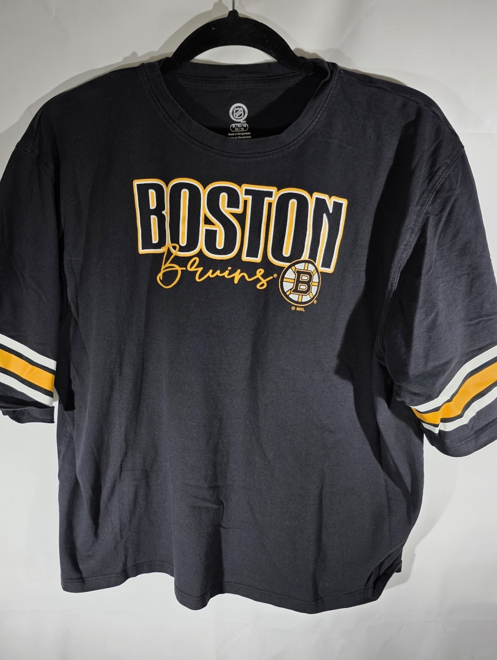 NHL Boston Bruins‎ Licensed Black Graphic T-Shirt XL 16/18 Sleeve Stripes